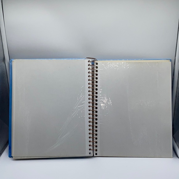 Disney Winnie The Pooh Honey Pot and Bees Photo Album Spiral Bound - Picture 5 of 14